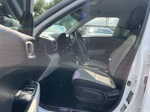 2020 Hyundai Venue Denim