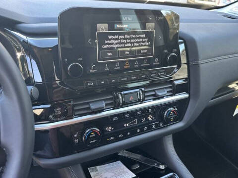 2025 Nissan Pathfinder Platinum