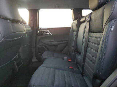 2025 Mitsubishi Outlander PHEV SE