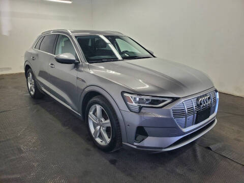 2019 Audi e-tron quattro Prestige