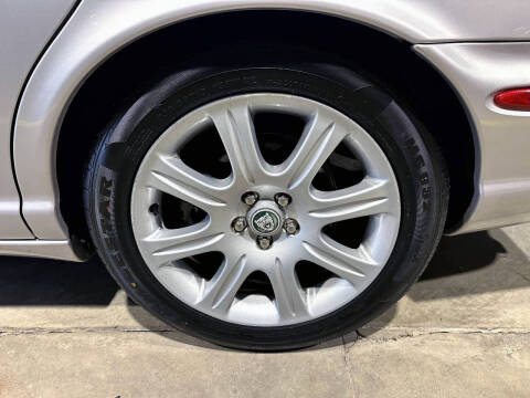 2005 Jaguar XJ-Series XJ8 L