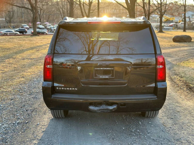 2016 Chevrolet Suburban LT