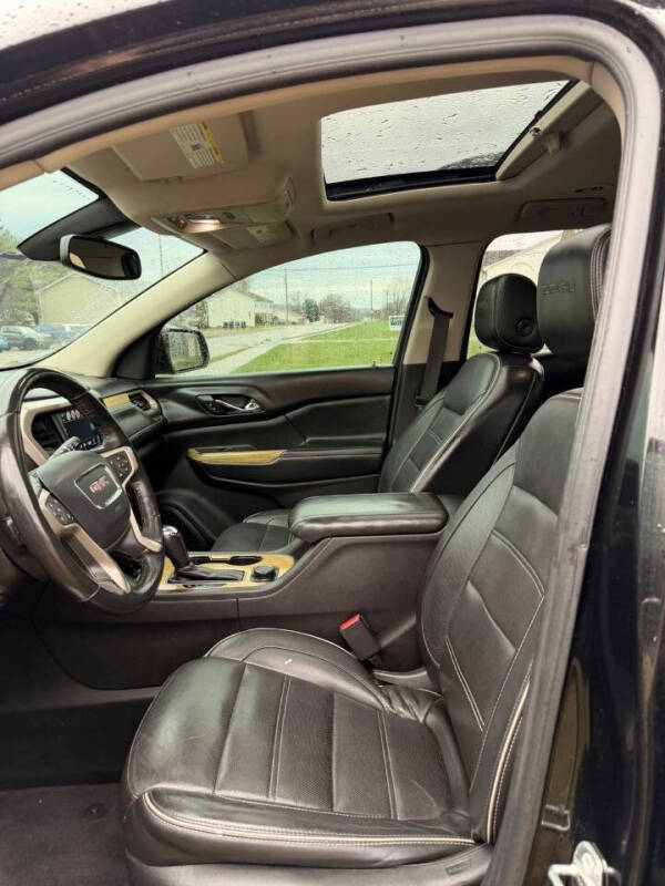 2017 GMC Acadia Denali