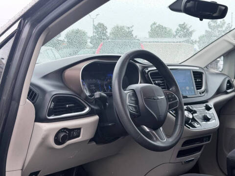 2017 Chrysler Pacifica Touring