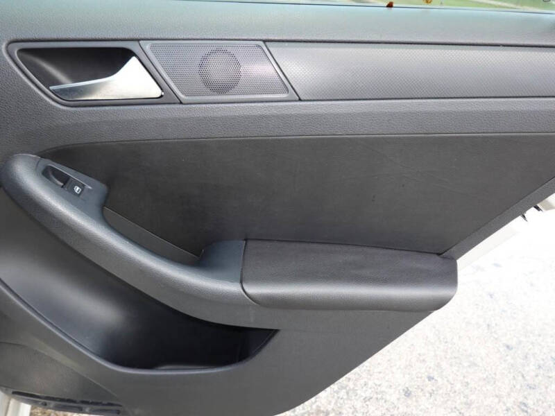 2011 Volkswagen Jetta SE