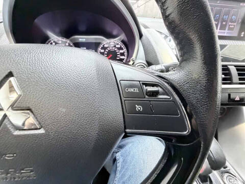 2019 Mitsubishi Eclipse Cross SE