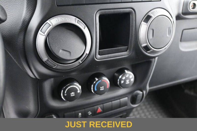 2015 Jeep Wrangler Sport