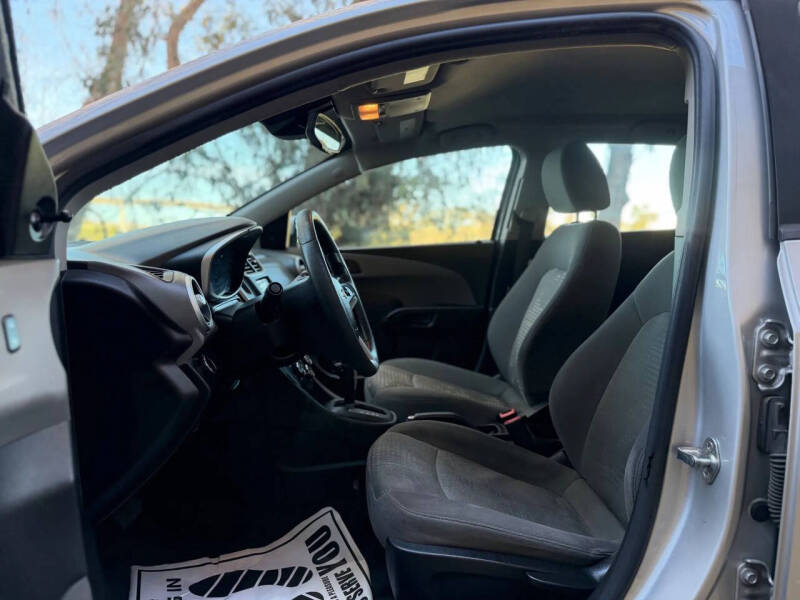 2020 Chevrolet Sonic LT