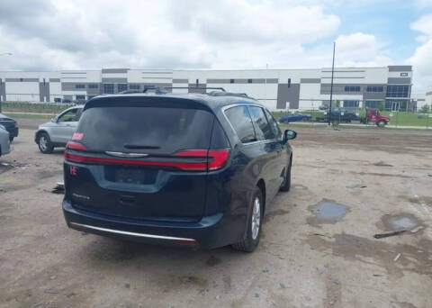 2022 Chrysler Pacifica Touring L