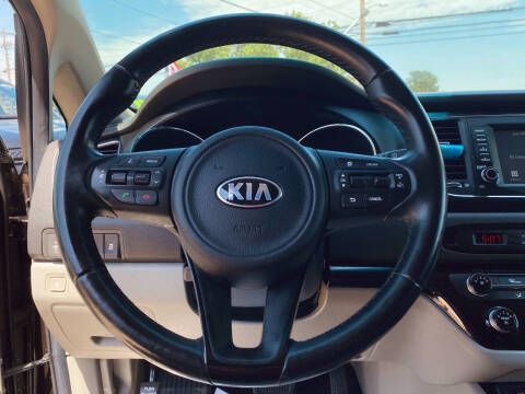 2017 Kia Sedona LX