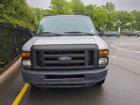 2013 Ford E-Series E-150