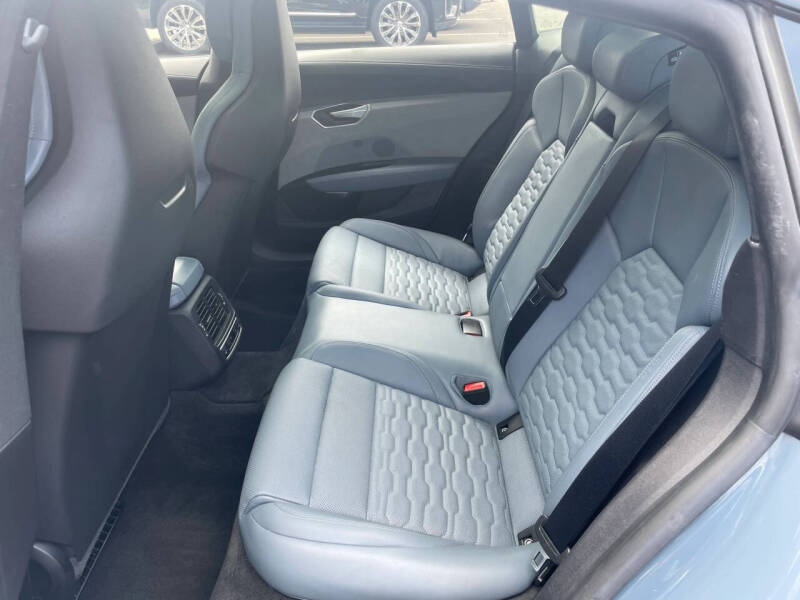 2022 Audi e-tron GT quattro Prestige