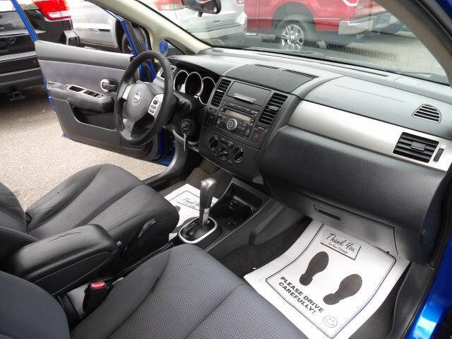 2009 Nissan Versa 1.8 SL