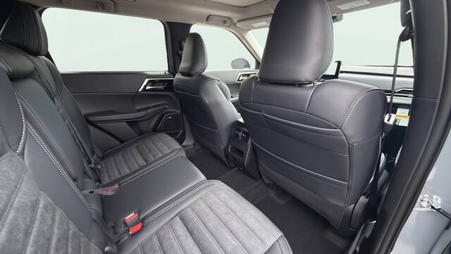 2026 Mitsubishi Outlander