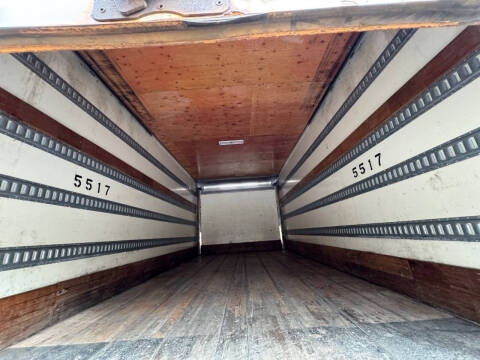 2018 Freightliner M2 106