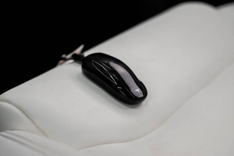 2020 Tesla Model X Long Range