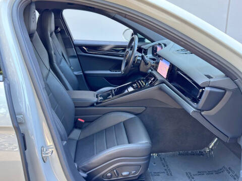 2025 Porsche Panamera