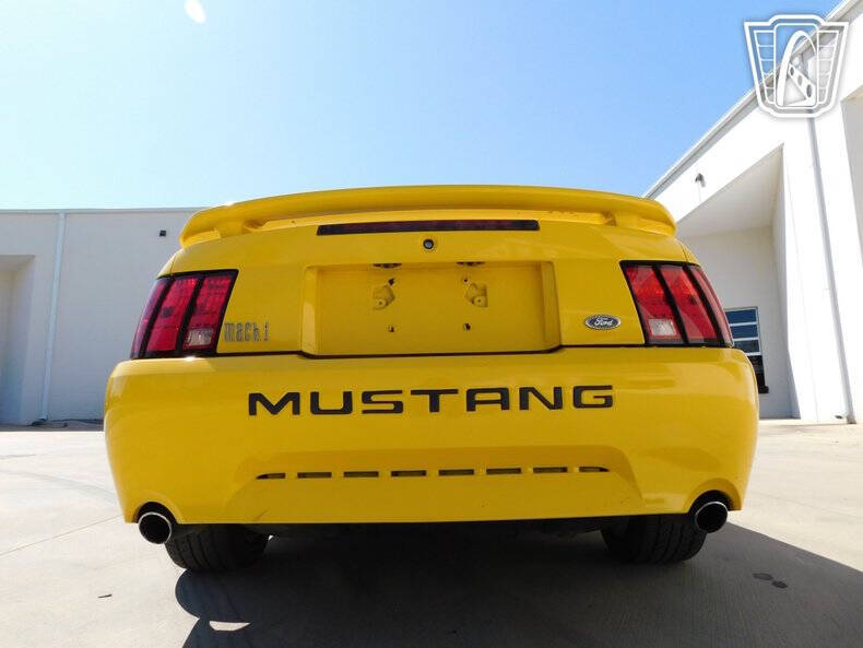2004 Ford Mustang Mach 1 Premium