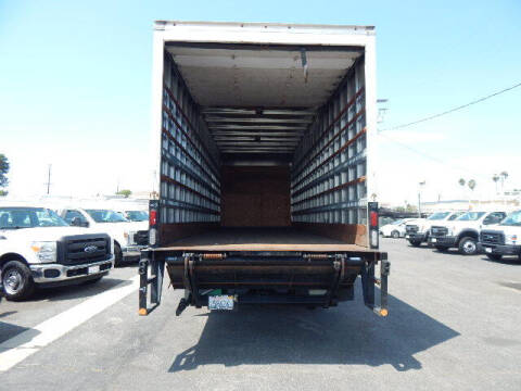 2018 Freightliner M2 106