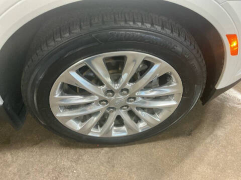 2019 Cadillac XT5 Platinum