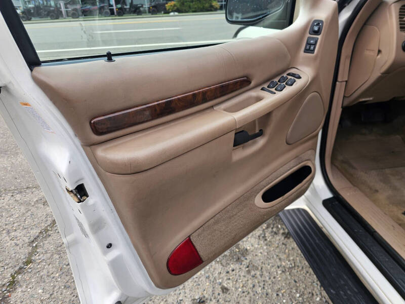2000 Ford Explorer Limited