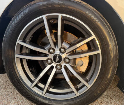 2017 Ford Mustang EcoBoost Premium