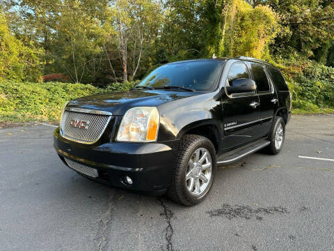 2007 GMC Yukon for sale at Trucks Plus in Seattle WA