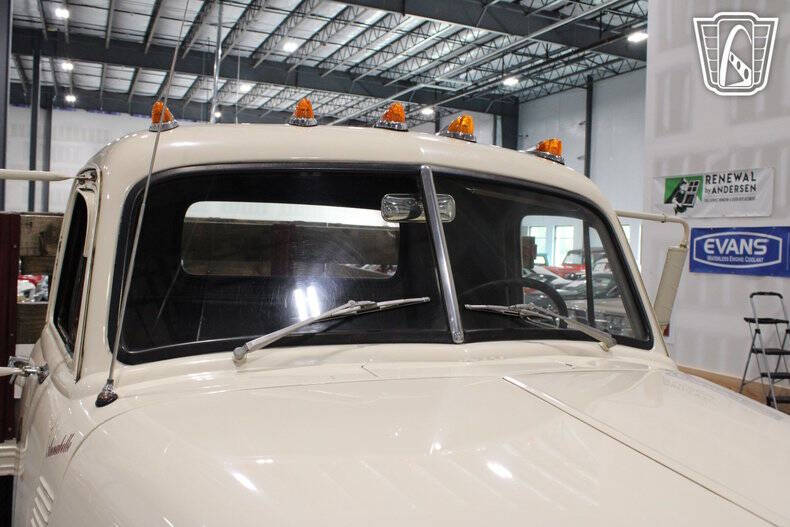 1953 Chevrolet 4400
