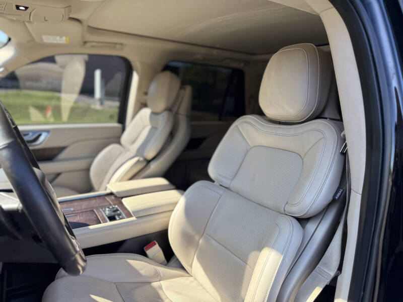 2018 Lincoln Navigator Select