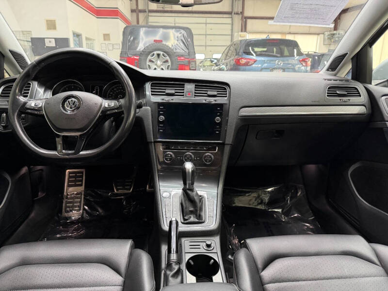 2018 Volkswagen Golf Alltrack