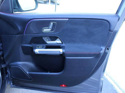 2021 Mercedes-Benz GLB GLB 250