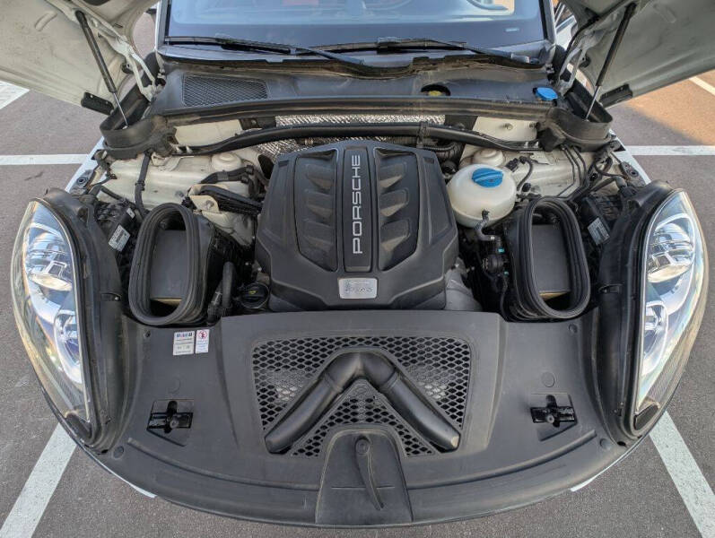 2018 Porsche Macan S