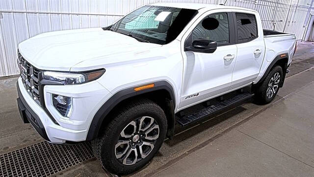 2024 GMC Canyon AT4
