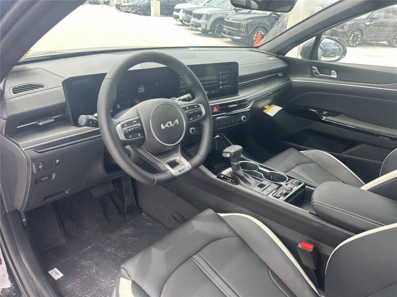 2026 Kia K5