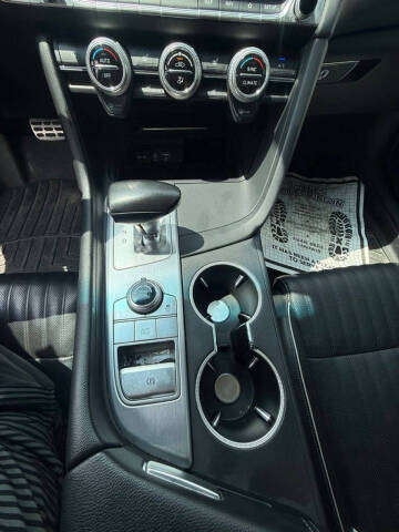 2019 Genesis G70 3.3T Advanced