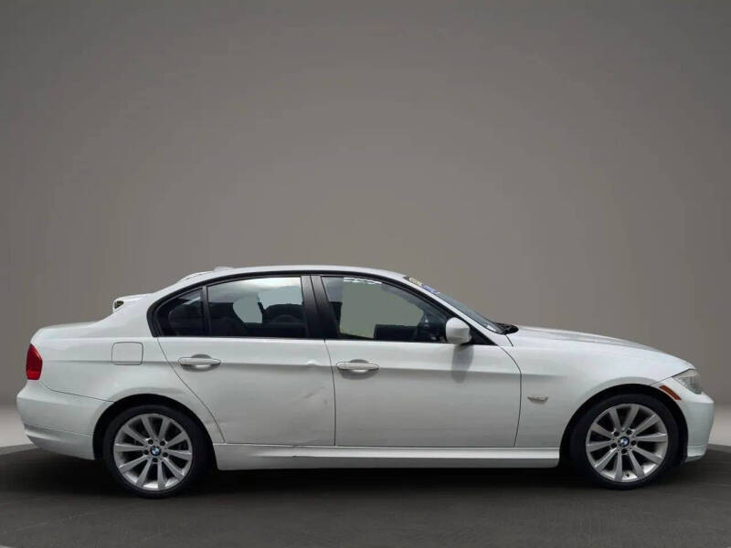 2011 BMW 3 Series 328i