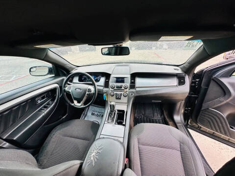 2015 Ford Taurus SEL