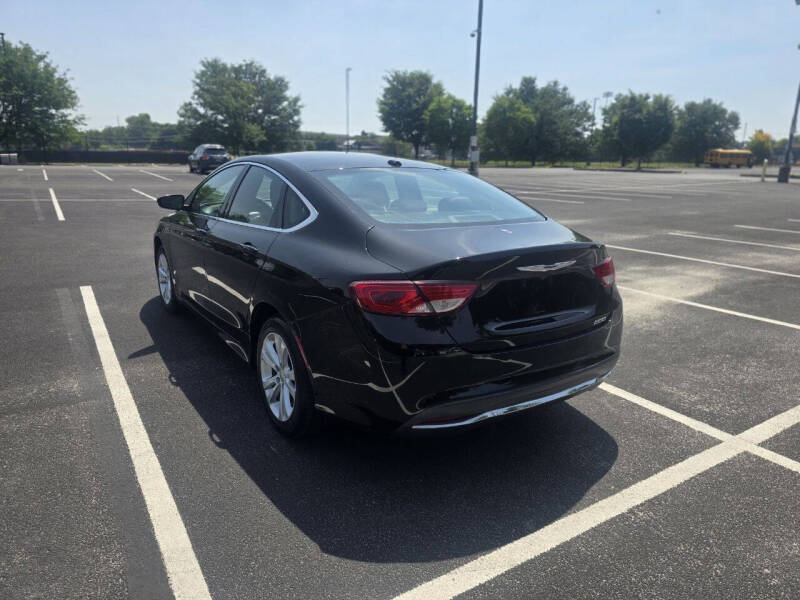 2015 Chrysler 200 Limited