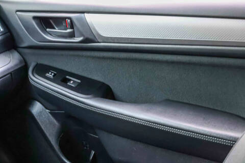 2019 Subaru Outback 2.5i