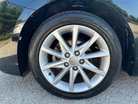 2012 Toyota Prius v Five