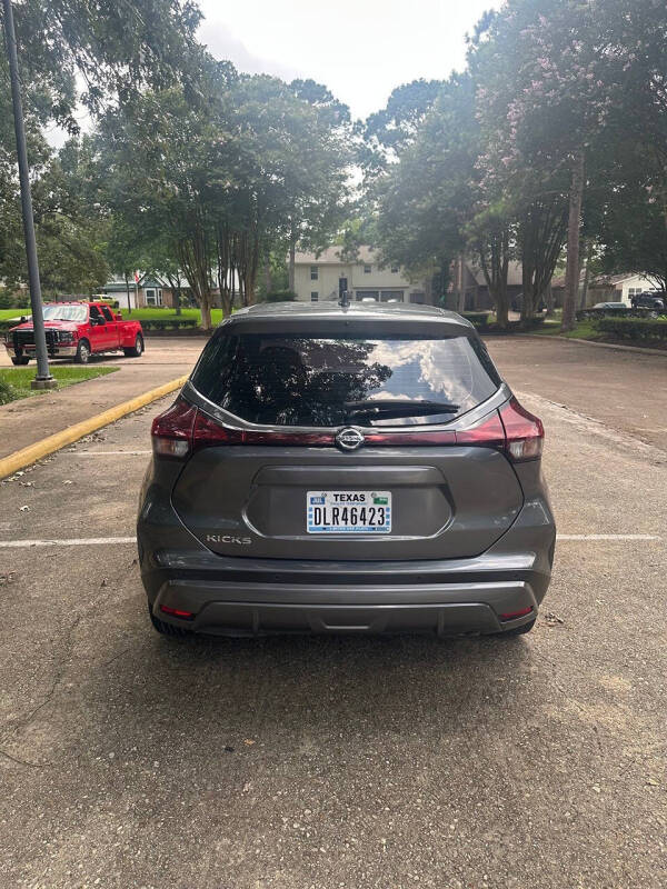 2021 Nissan Kicks S