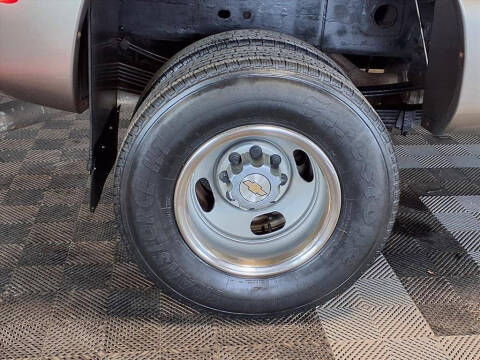 2002 Chevrolet Silverado 3500 LS