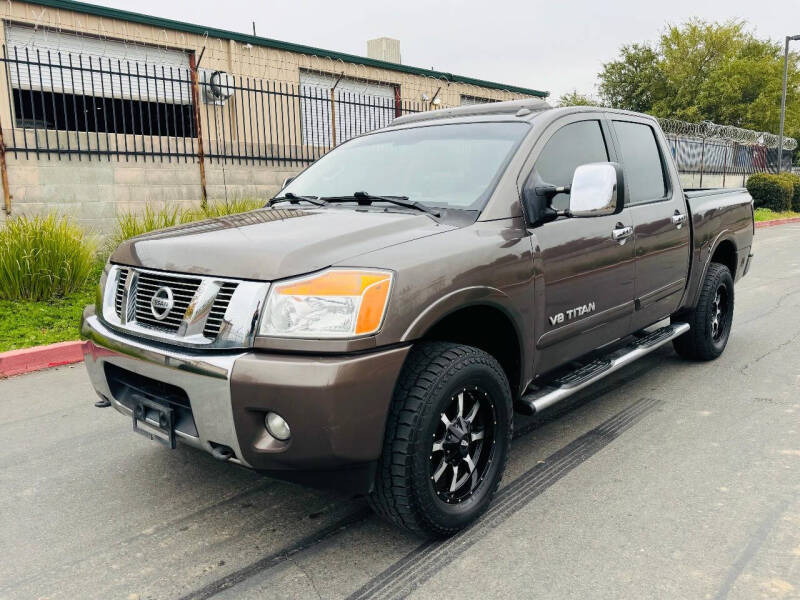 2014 Nissan Titan SL