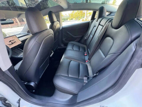 2021 Tesla Model 3 Standard Range Plus