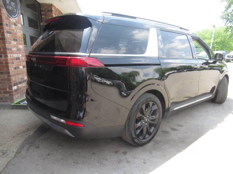2023 Kia Carnival