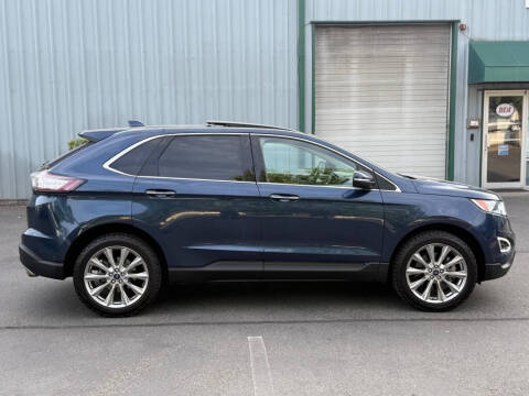 2017 Ford Edge Titanium