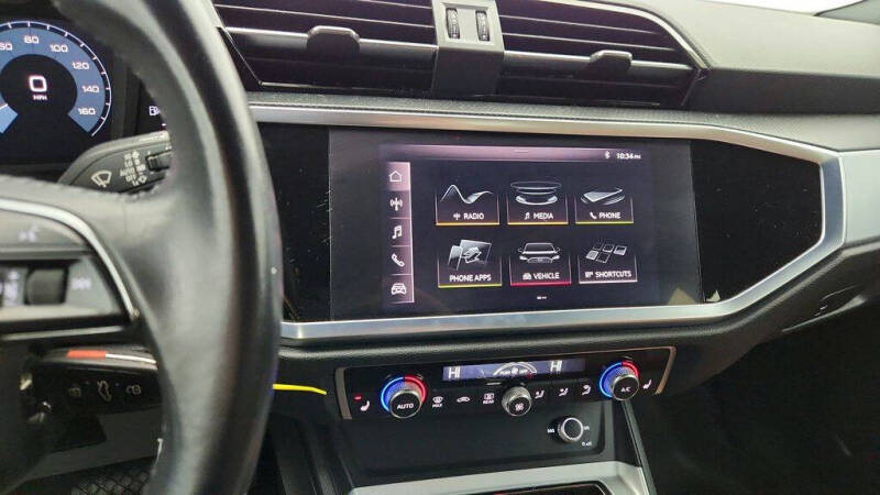 2020 Audi Q3 quattro Premium 45 TFSI