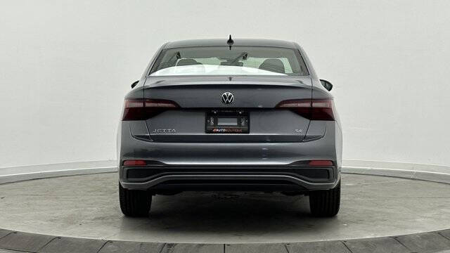2024 Volkswagen Jetta SE