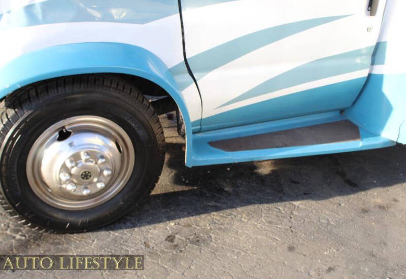 2014 Ford E-Series E-450 SD