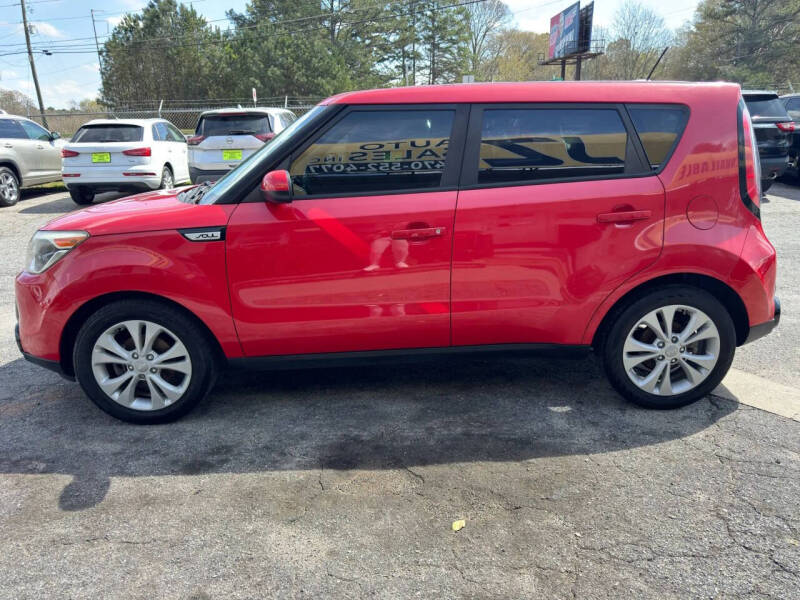 2016 Kia Soul +